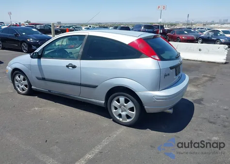 2001 Ford Focus Zx3 из США, поврежденный, VIN 3FAFP31381R177631